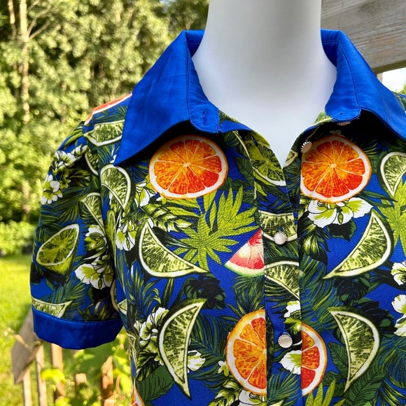 The Moon ⎮ Retro button down shirt - Picture 4 of 8